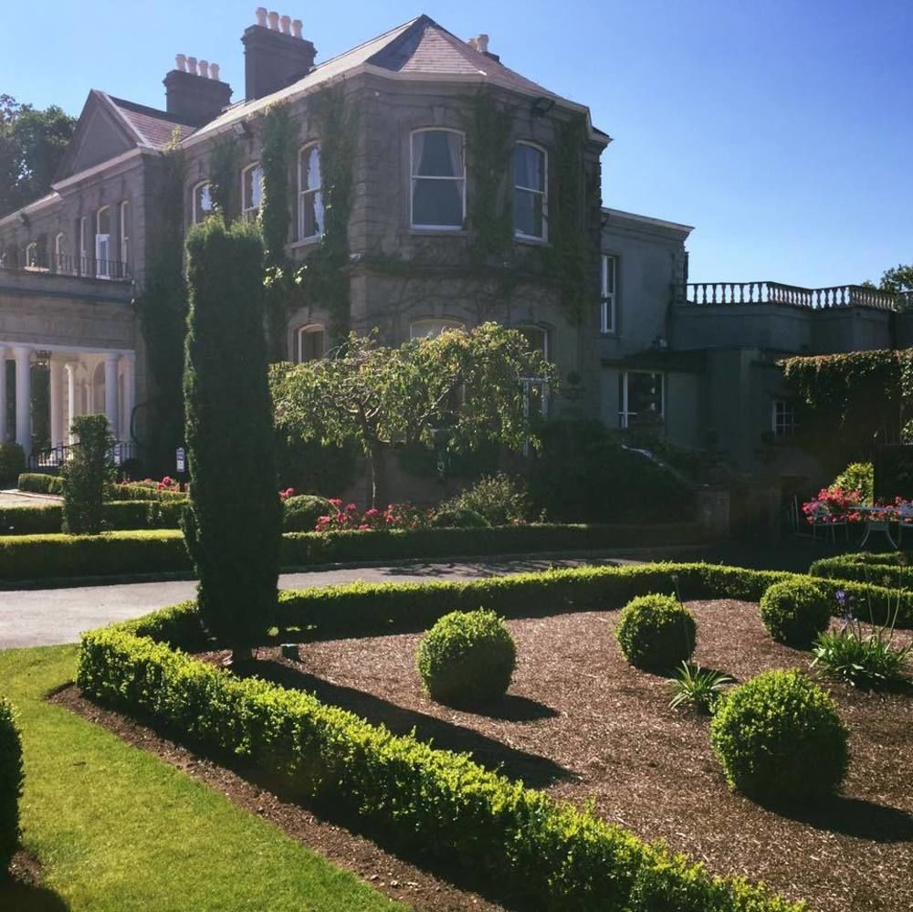 Finnstown Castle Hotel Lucan Exterior foto